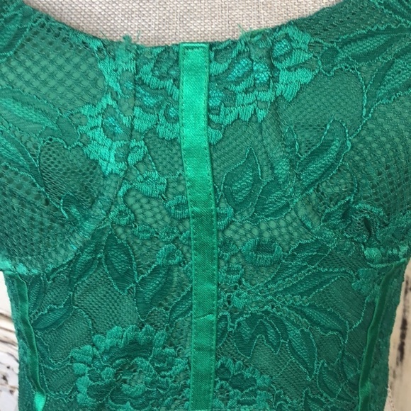 Princess Polly xx Emmanuel Top Green Lace Bustier Top Size 8 - Picture 4 of 12